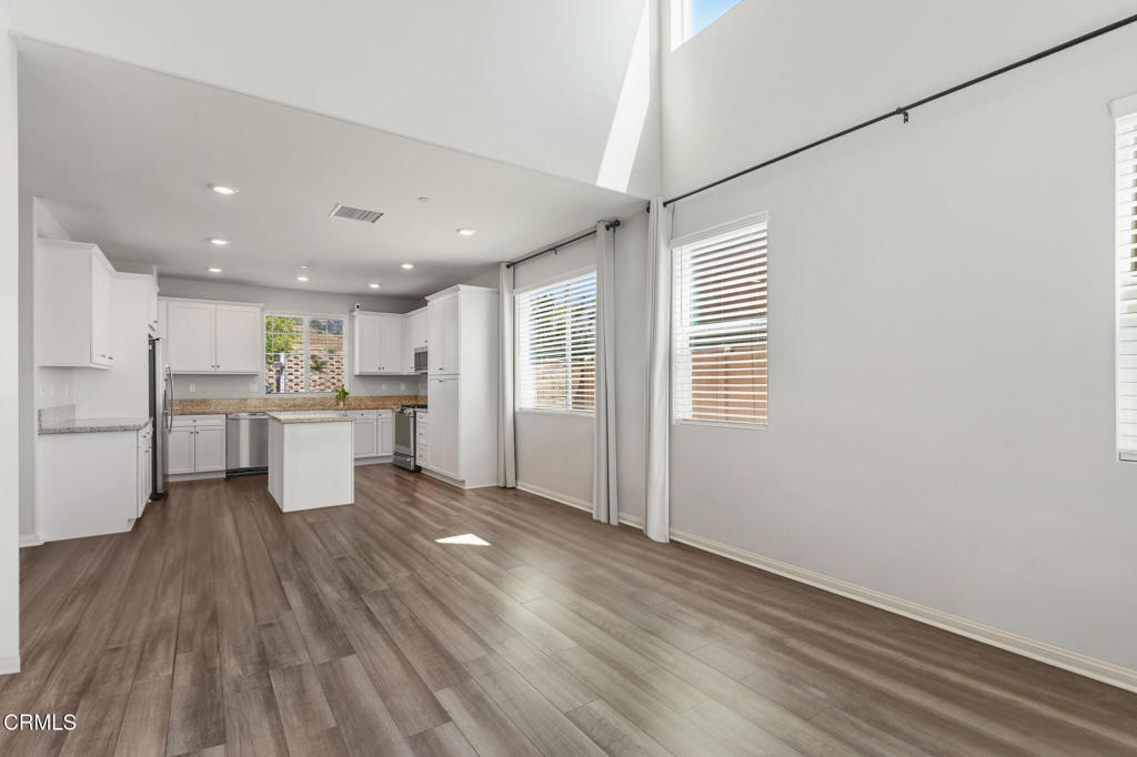 2072 Harvest Loop Property Photo 44