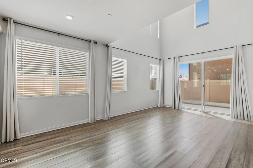 2072 Harvest Loop Property Photo 45