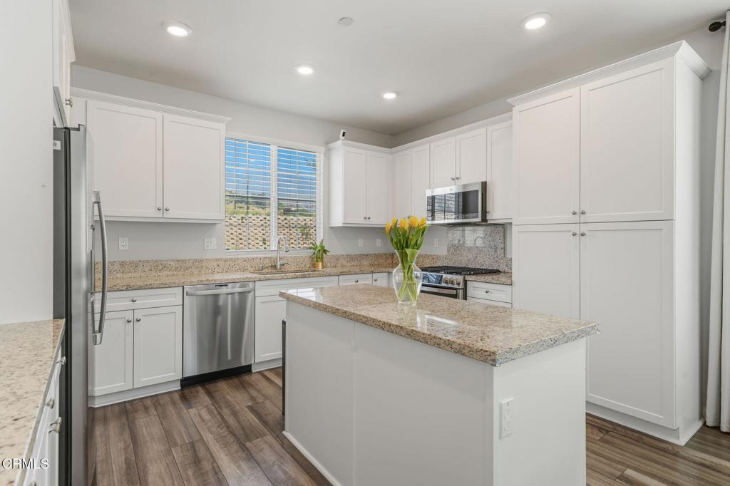 2072 Harvest Loop Property Photo 46