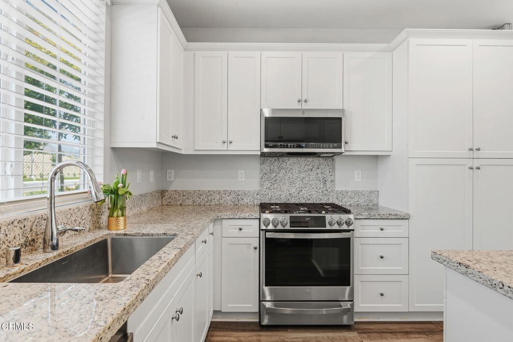 2072 Harvest Loop Property Photo 48