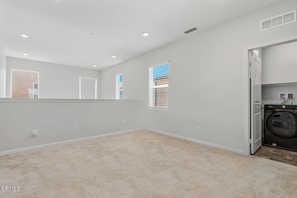 2072 Harvest Loop Property Photo 51