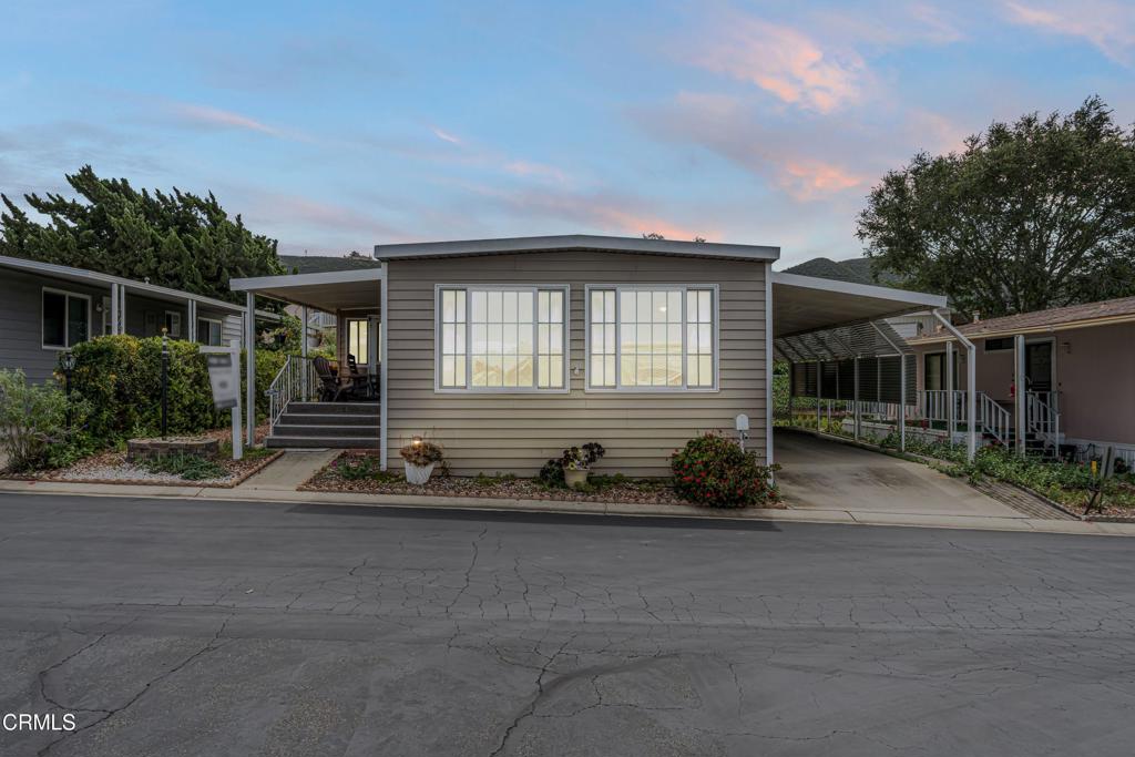 5 Robertson Way 5 Property Photo 2
