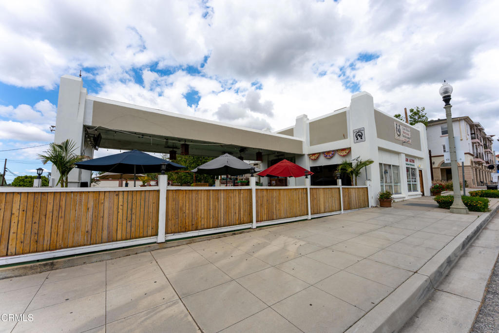 501 Santa Clara Avenue Property Photo 3