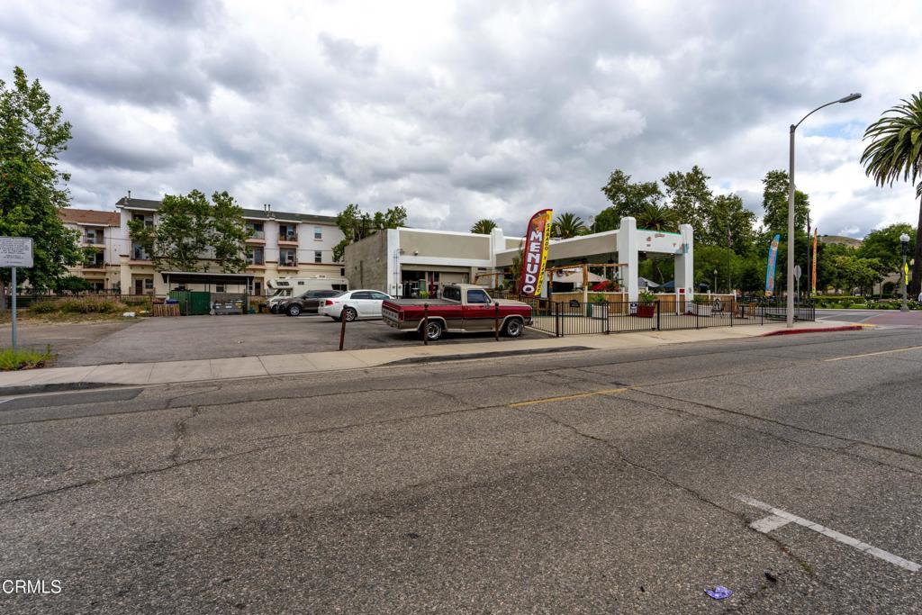 501 Santa Clara Avenue Property Photo 4
