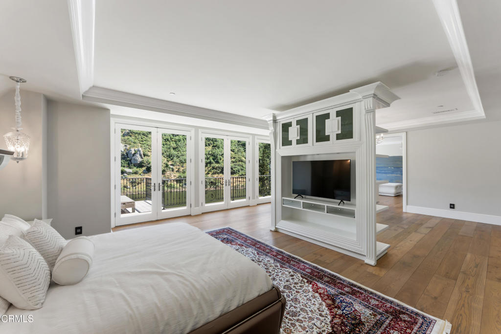 2112 Trentham Road Property Photo 15
