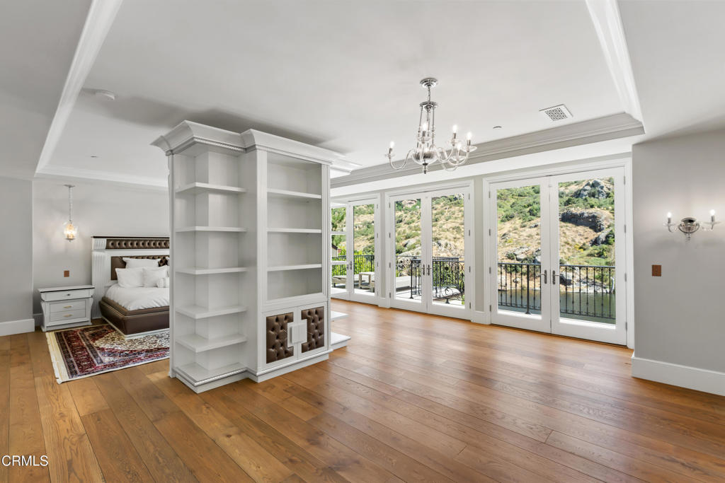 2112 Trentham Road Property Photo 16