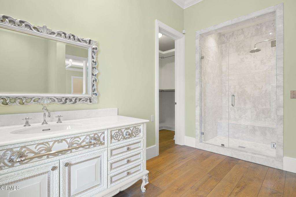 2112 Trentham Road Property Photo 30