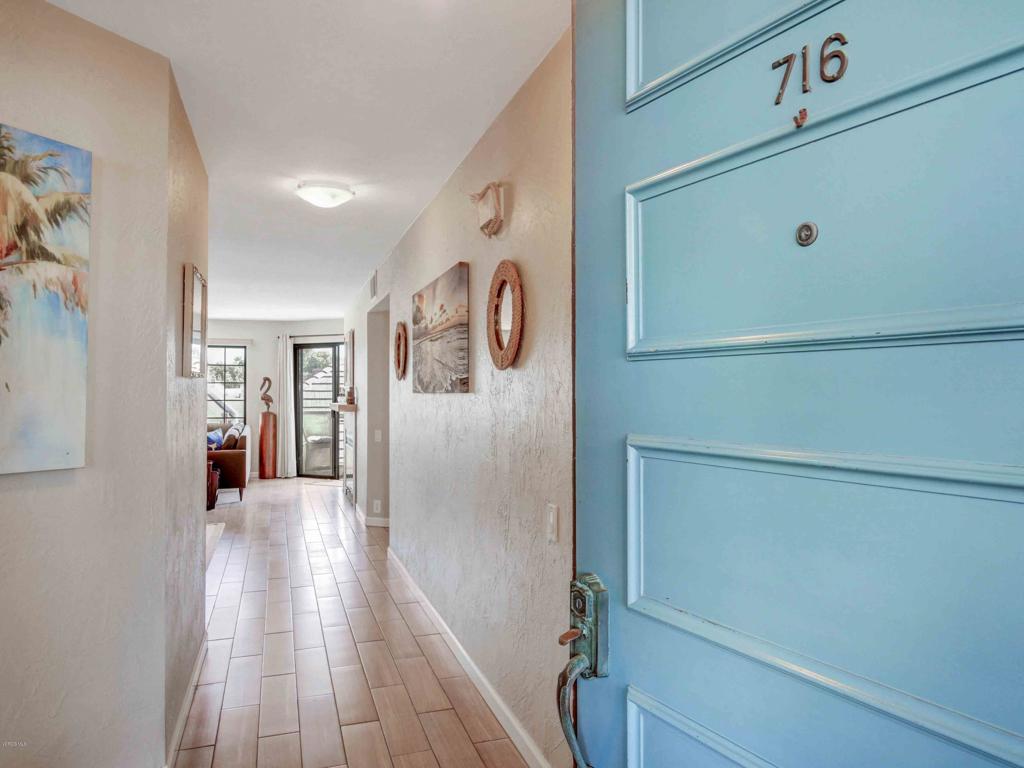 716 Island View Circle Property Photo 7