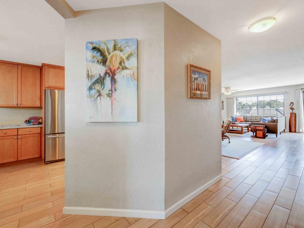 716 Island View Circle Property Photo 8