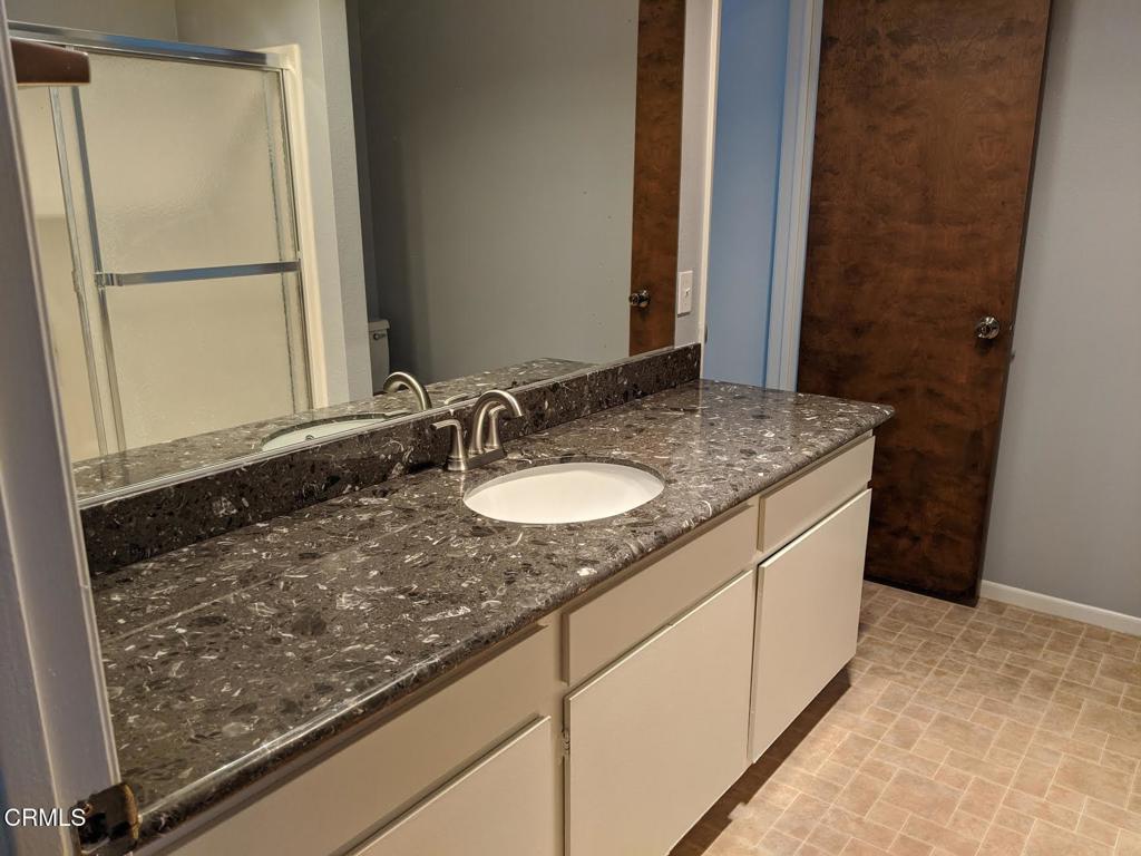 220 S Palm Avenue Property Photo 5