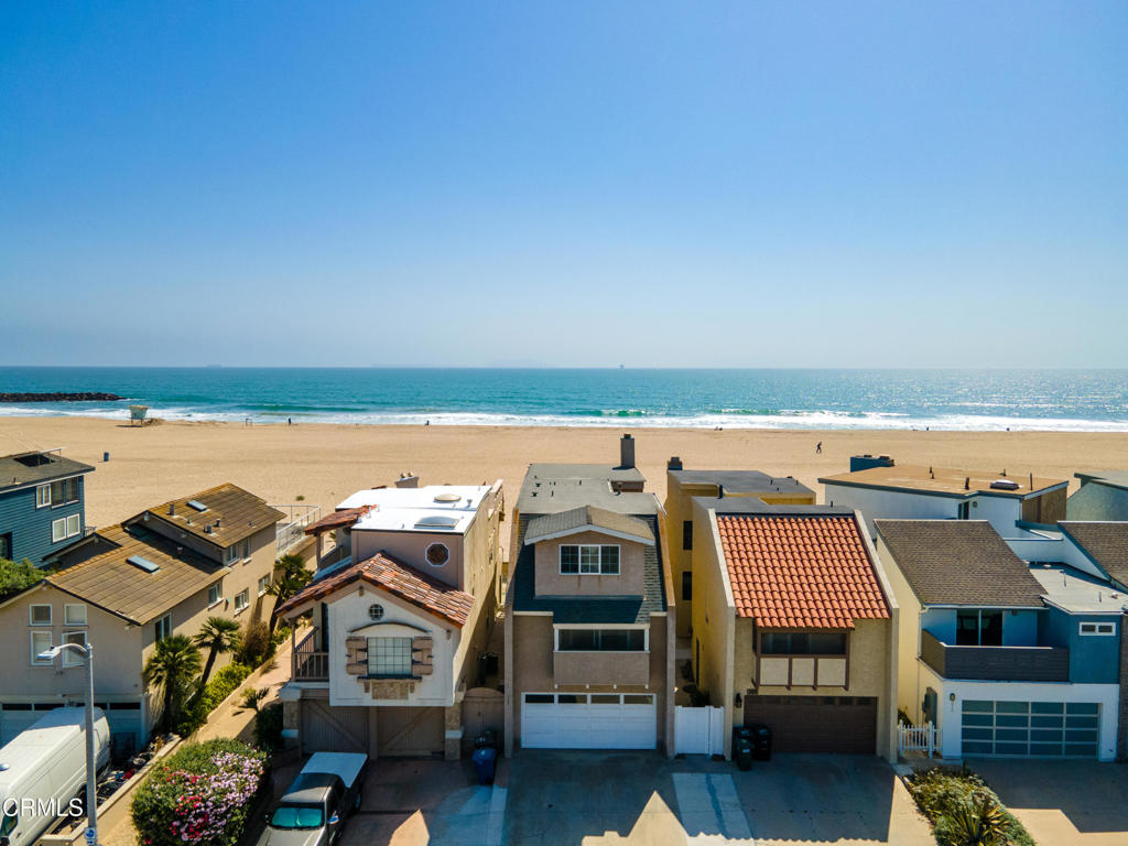 305 Ocean Drive Property Photo 1