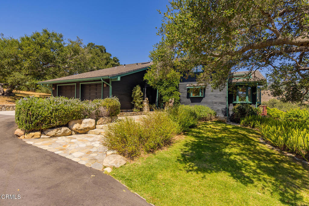 10622 Encino Drive Property Photo 3