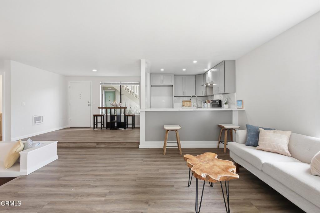 3107 Harbor Boulevard Property Photo 8