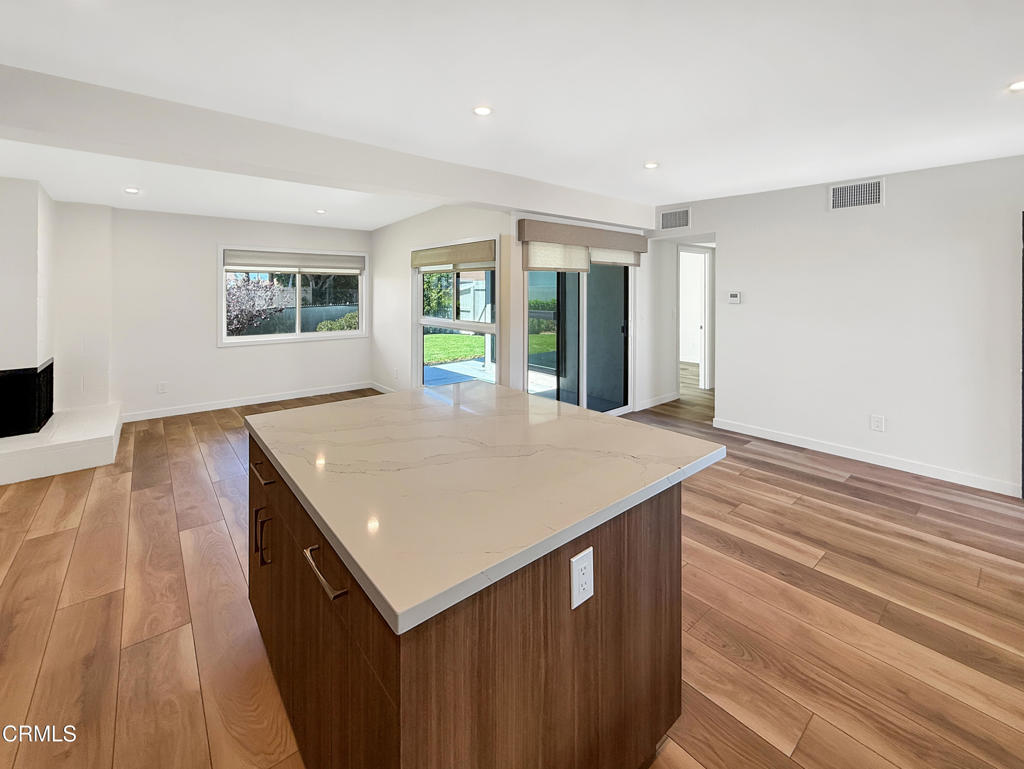 61 C Redwood Avenue Property Photo 3