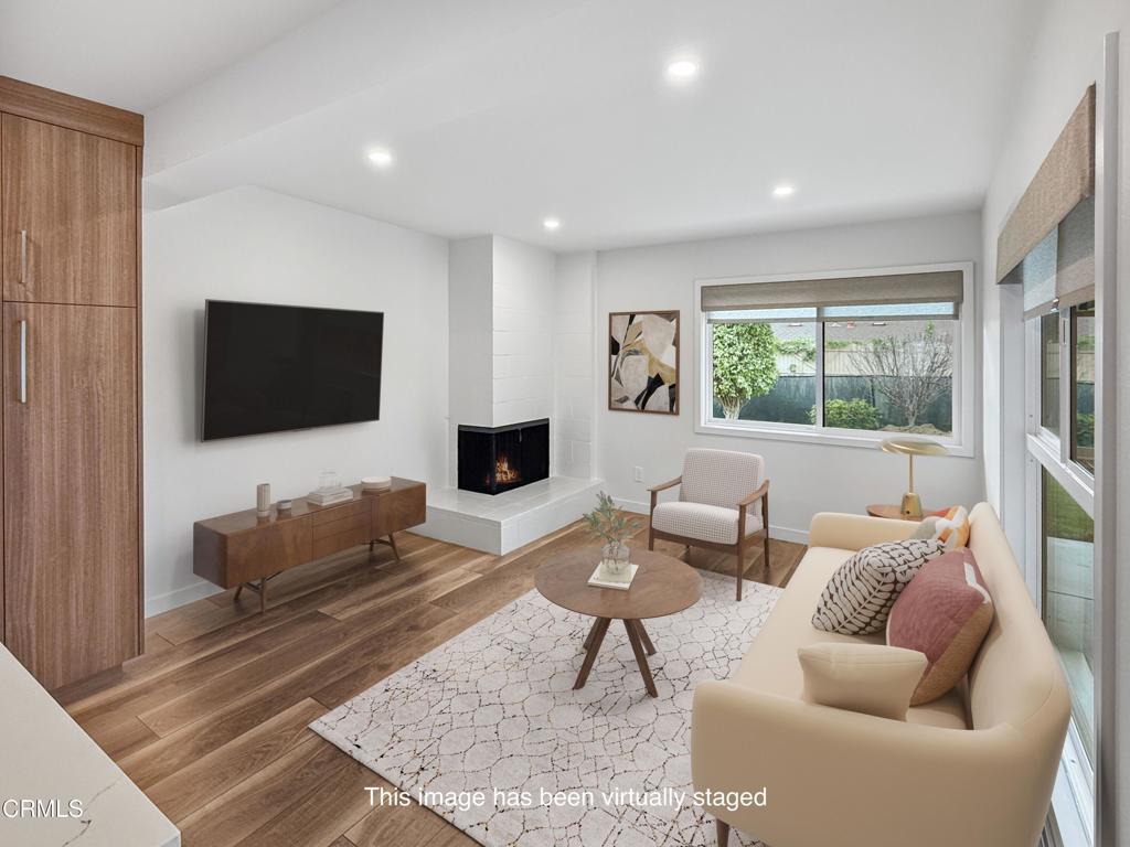 61 C Redwood Avenue Property Photo 6