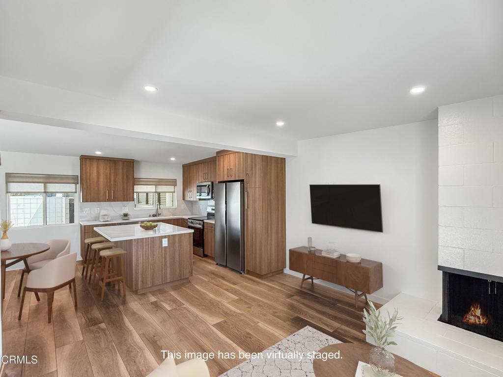61 C Redwood Avenue Property Photo 18