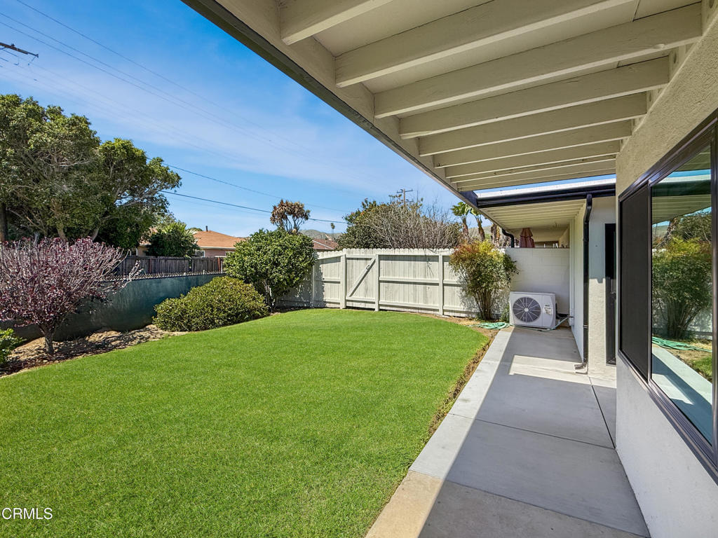 61 C Redwood Avenue Property Photo 23