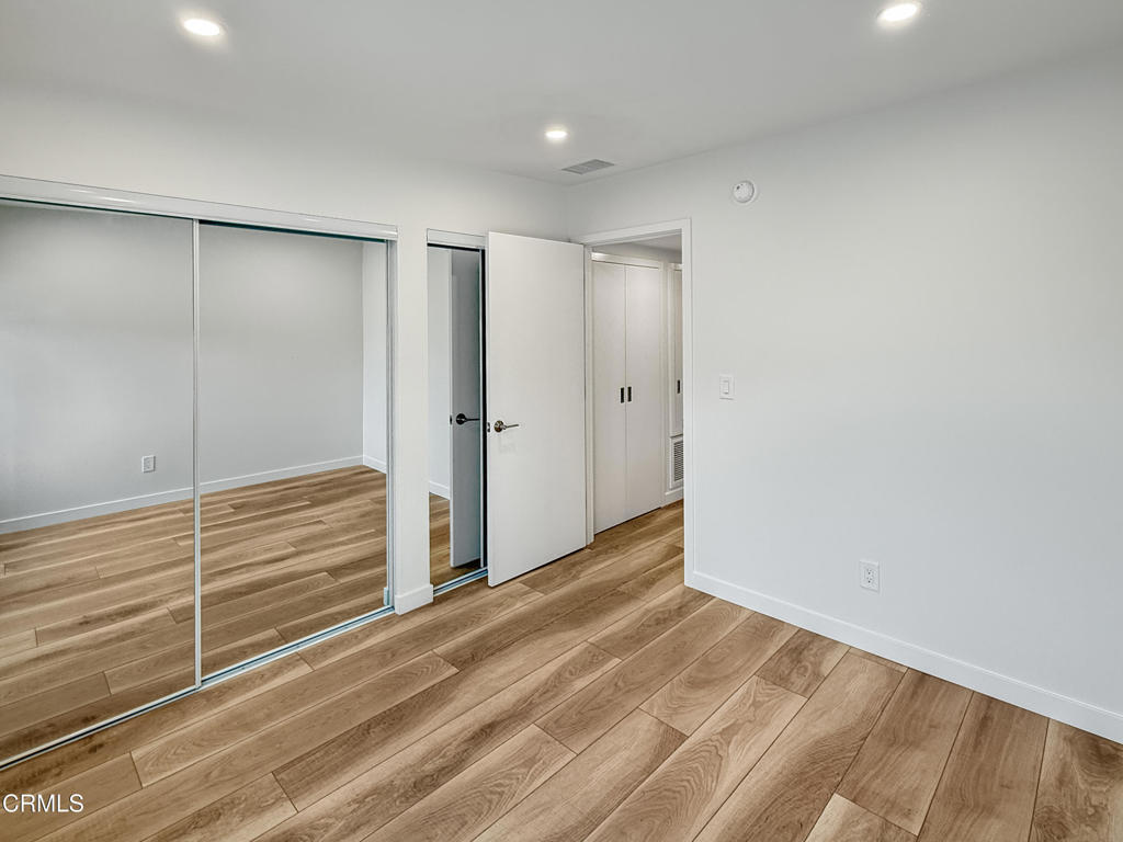 61 C Redwood Avenue Property Photo 39