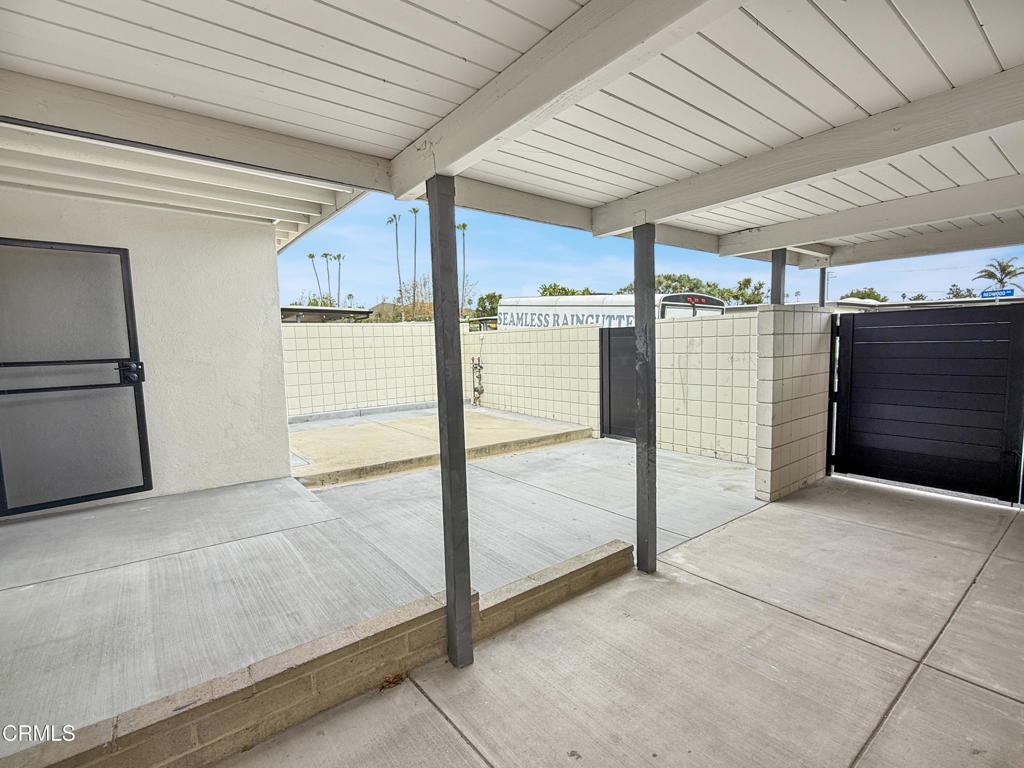 61 C Redwood Avenue Property Photo 47