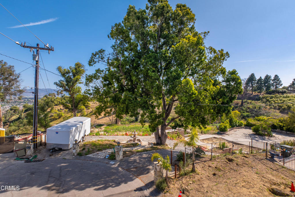 183 Cerro Crest Drive Property Photo 14