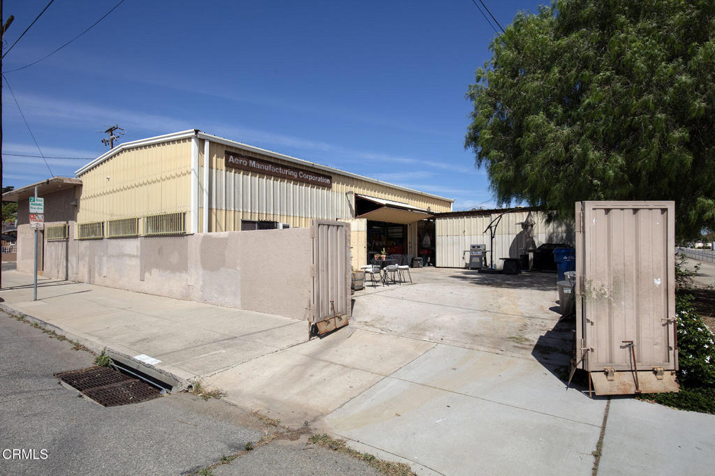 215 N 8th Street Property Photo 4