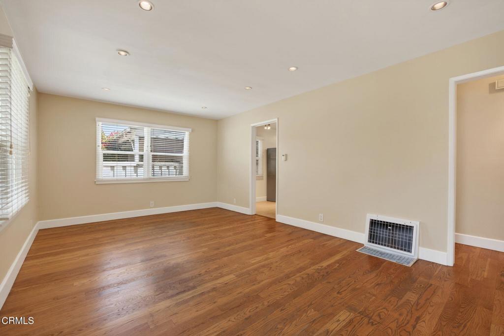 80 S Seaward Avenue Property Photo 6