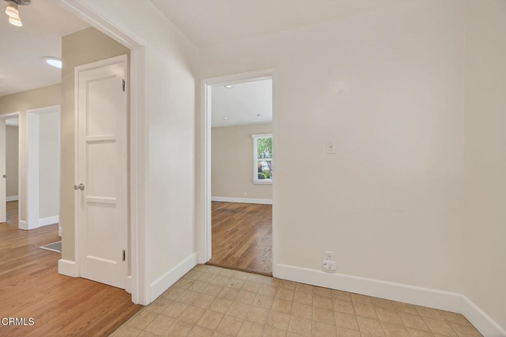 80 S Seaward Avenue Property Photo 9