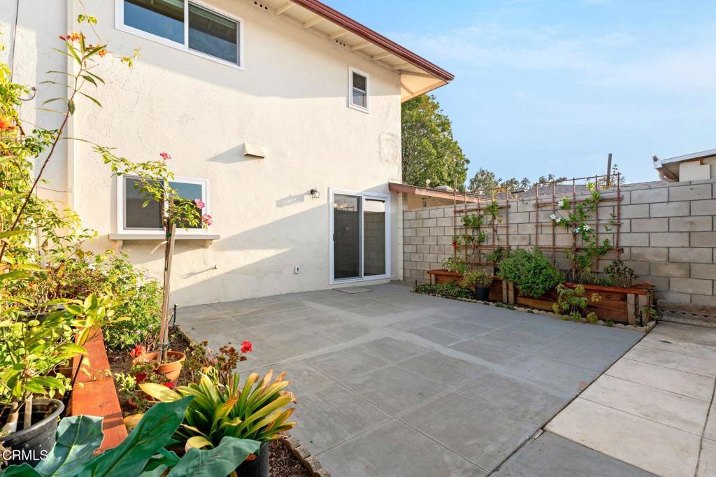 161 E Channel Islands Boulevard Property Photo 3