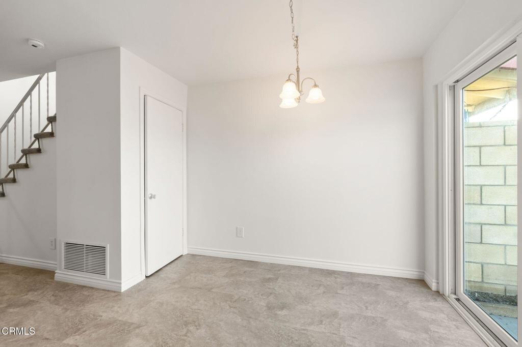 161 E Channel Islands Boulevard Property Photo 14