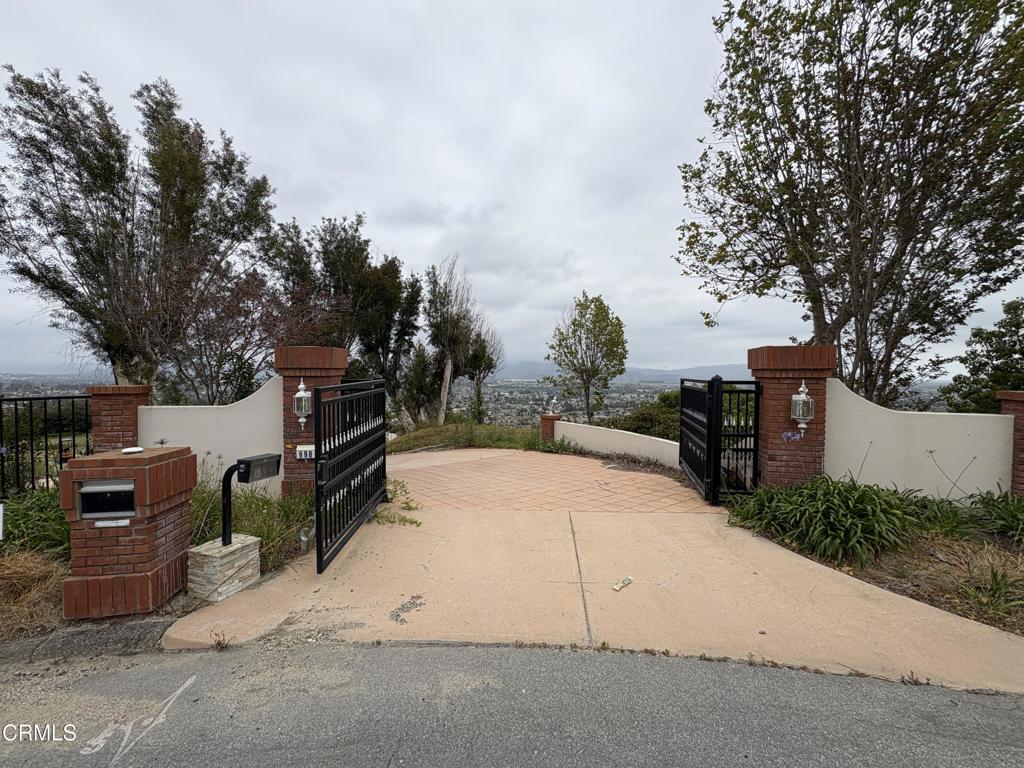690 Corriente Court Property Photo 1