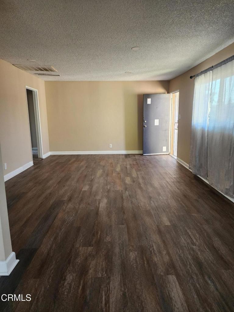 V1-36523 Property Photo 6