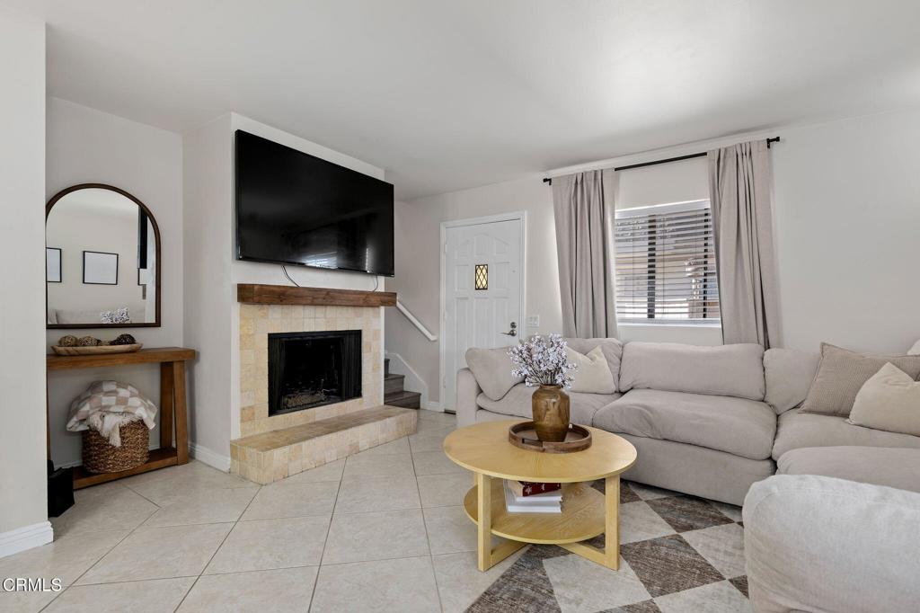 553 S E Street Property Photo 5