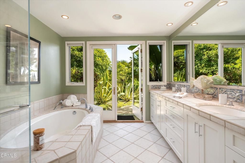 1510 Franceschi Road Property Photo 11
