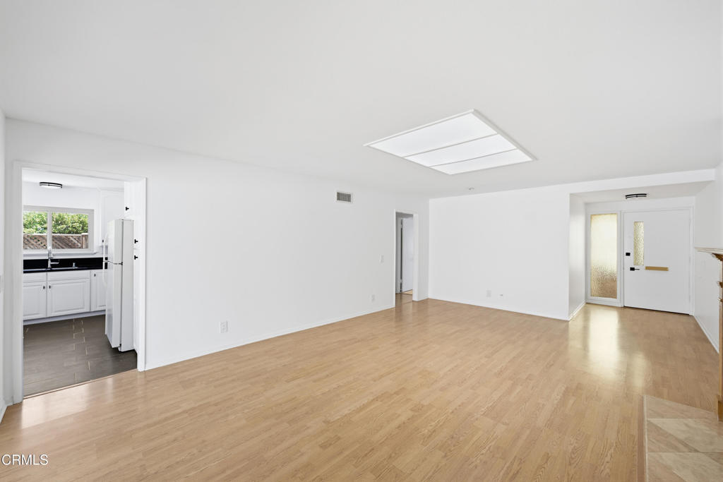 2559 Neptune Place Property Photo 13