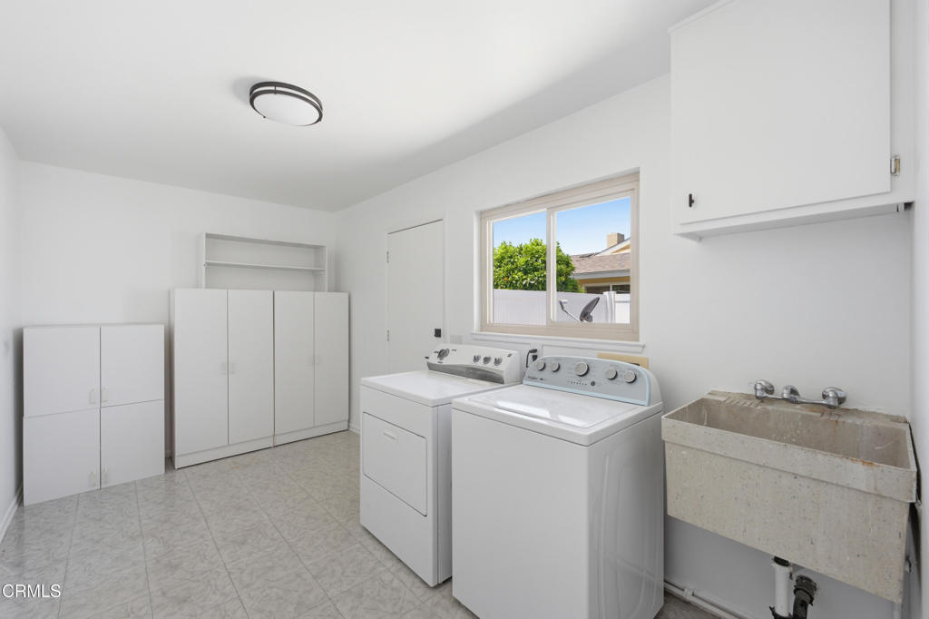 2559 Neptune Place Property Photo 21