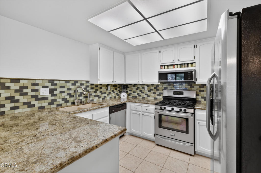 425 Jeremiah Drive A Property Photo 2
