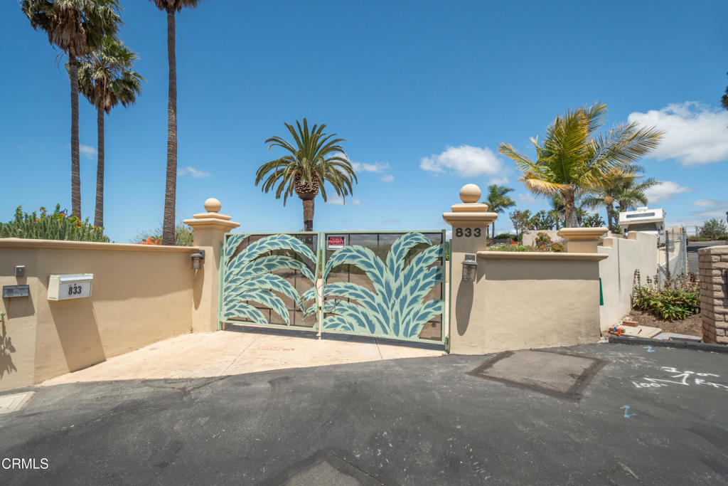 833 W Highland Drive