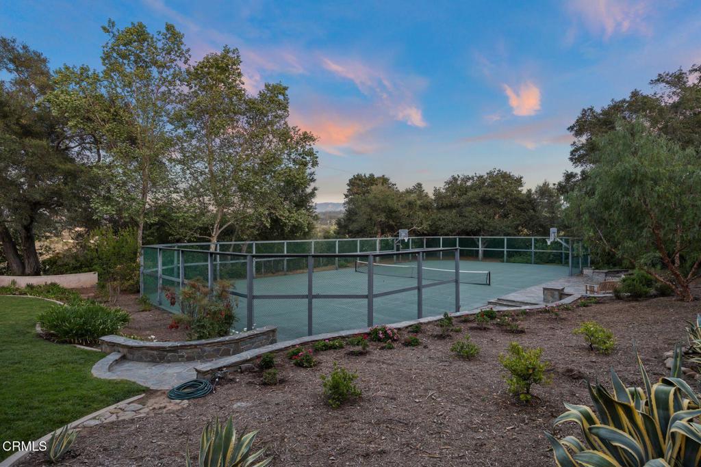 651 Oak Grove Court Property Photo 13