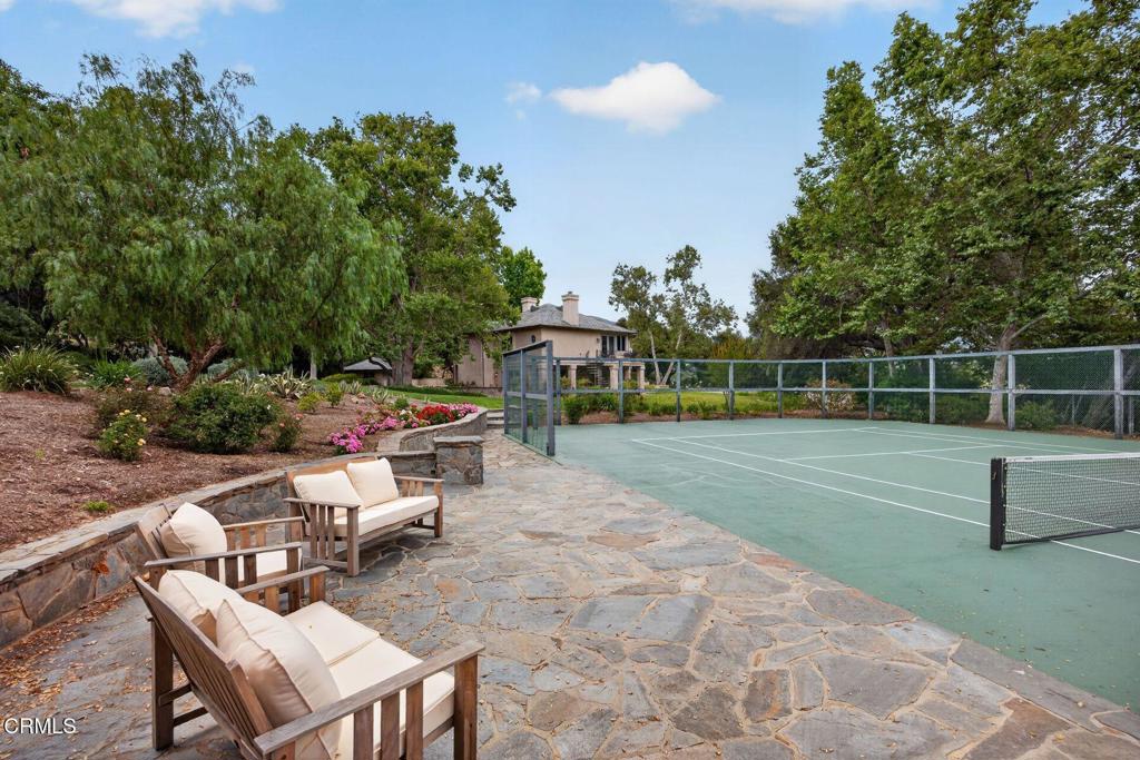 651 Oak Grove Court Property Photo 46