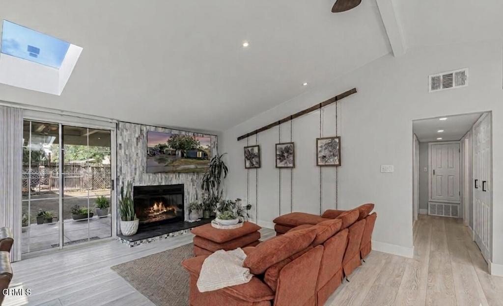15638 Simonds Street Property Photo 4
