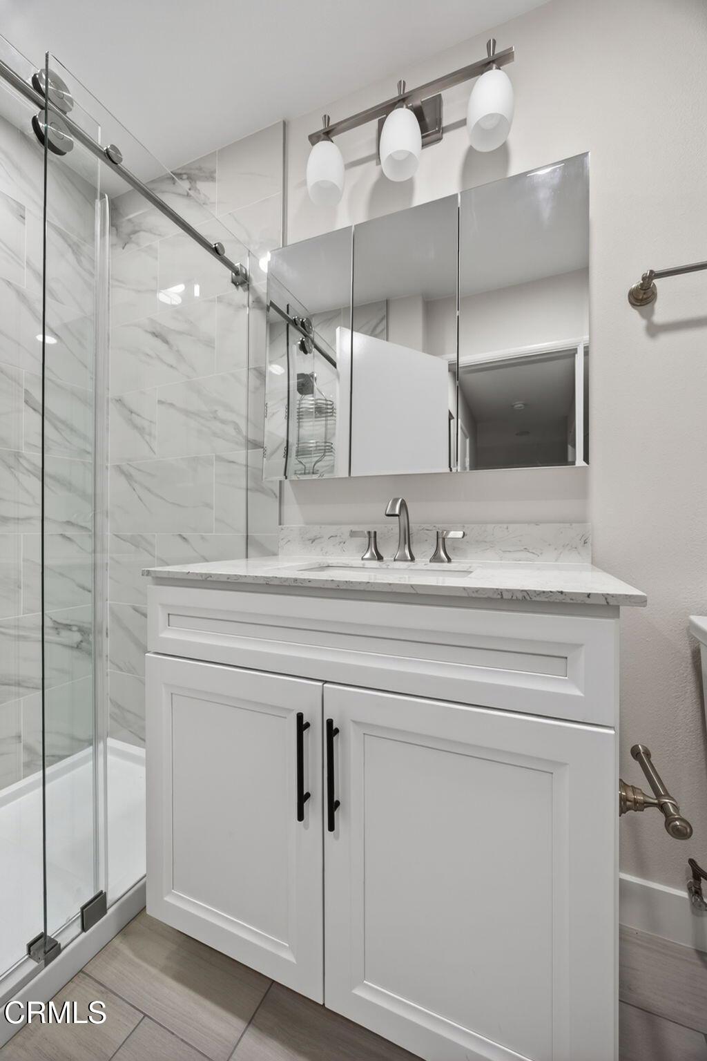659 Reef Circle Property Photo 23