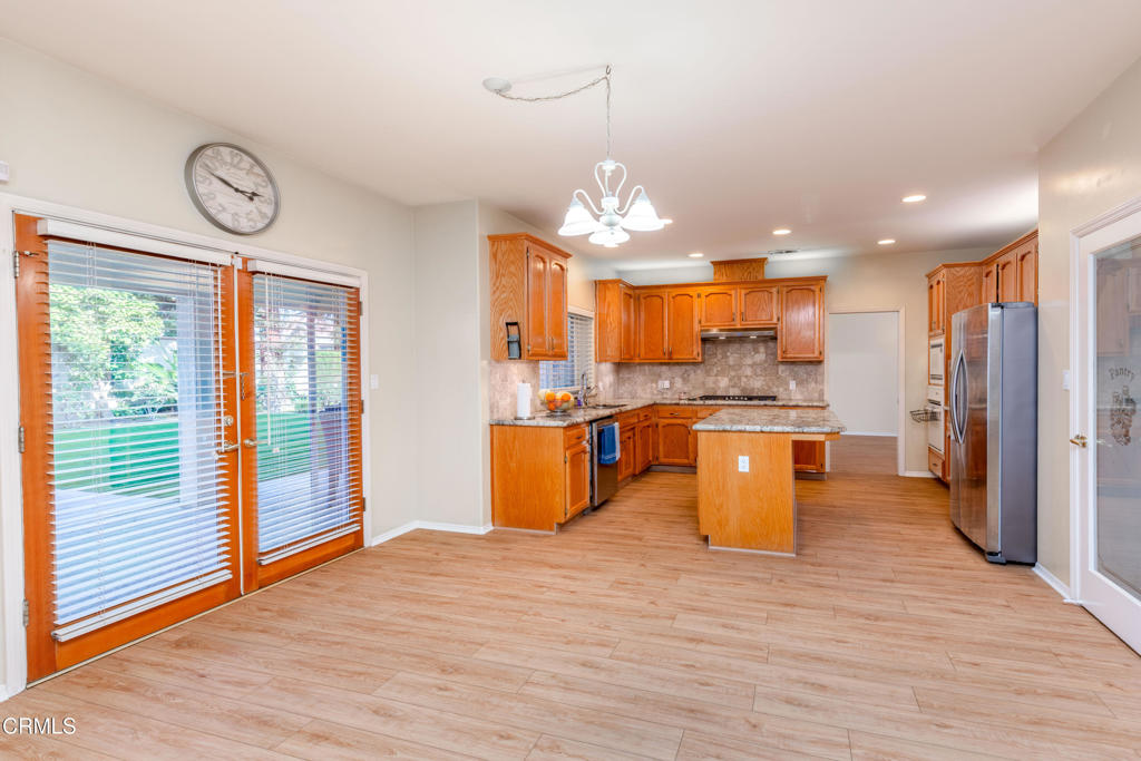 10906 Rosslyn Lane Property Photo 16
