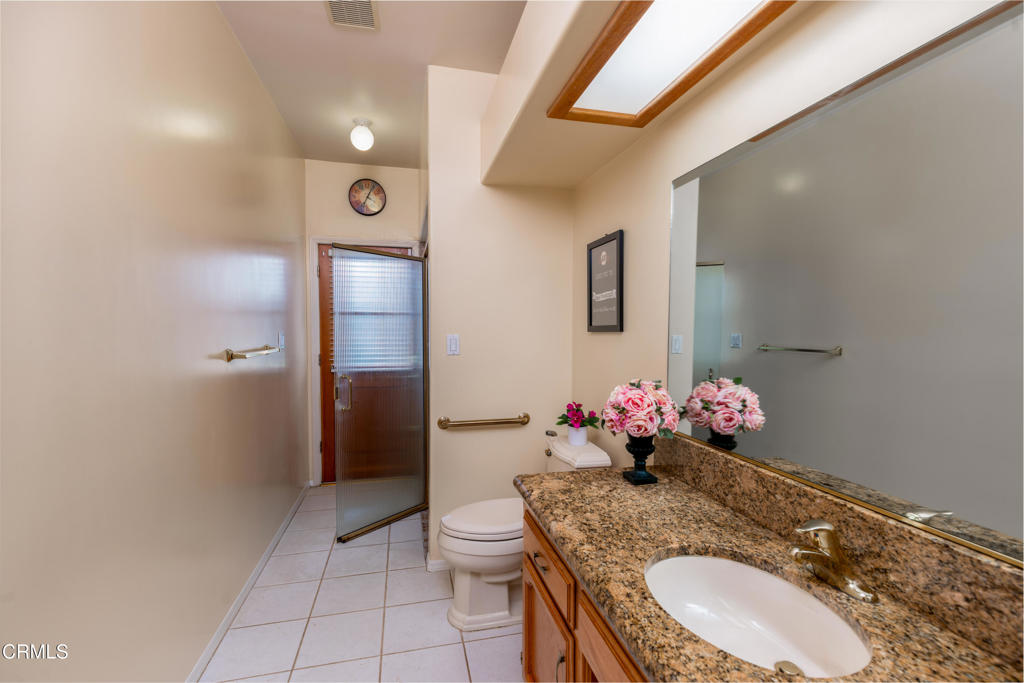 10906 Rosslyn Lane Property Photo 21