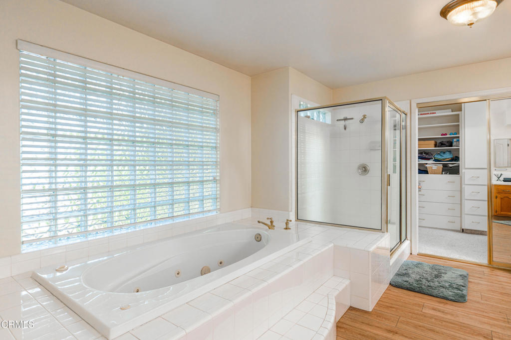 10906 Rosslyn Lane Property Photo 27