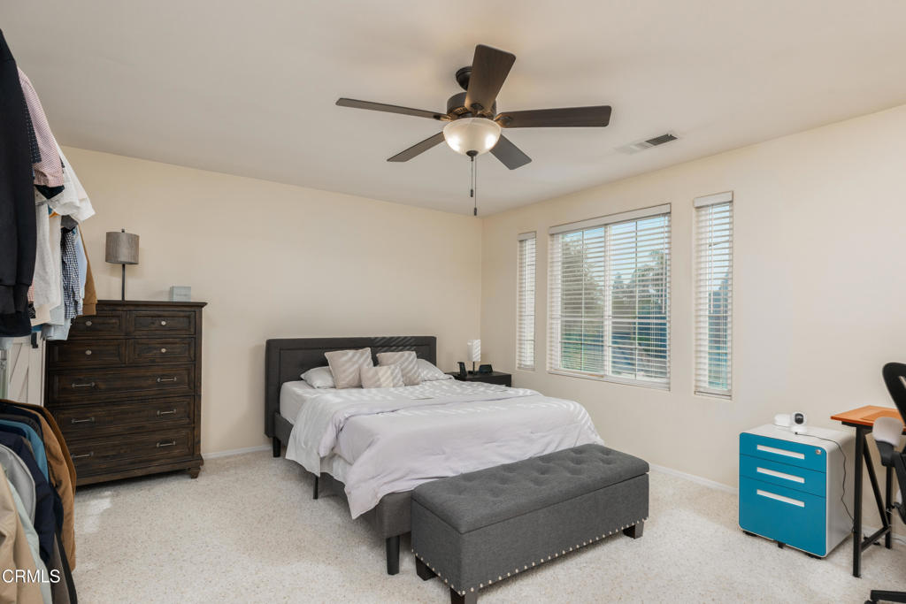 10906 Rosslyn Lane Property Photo 32