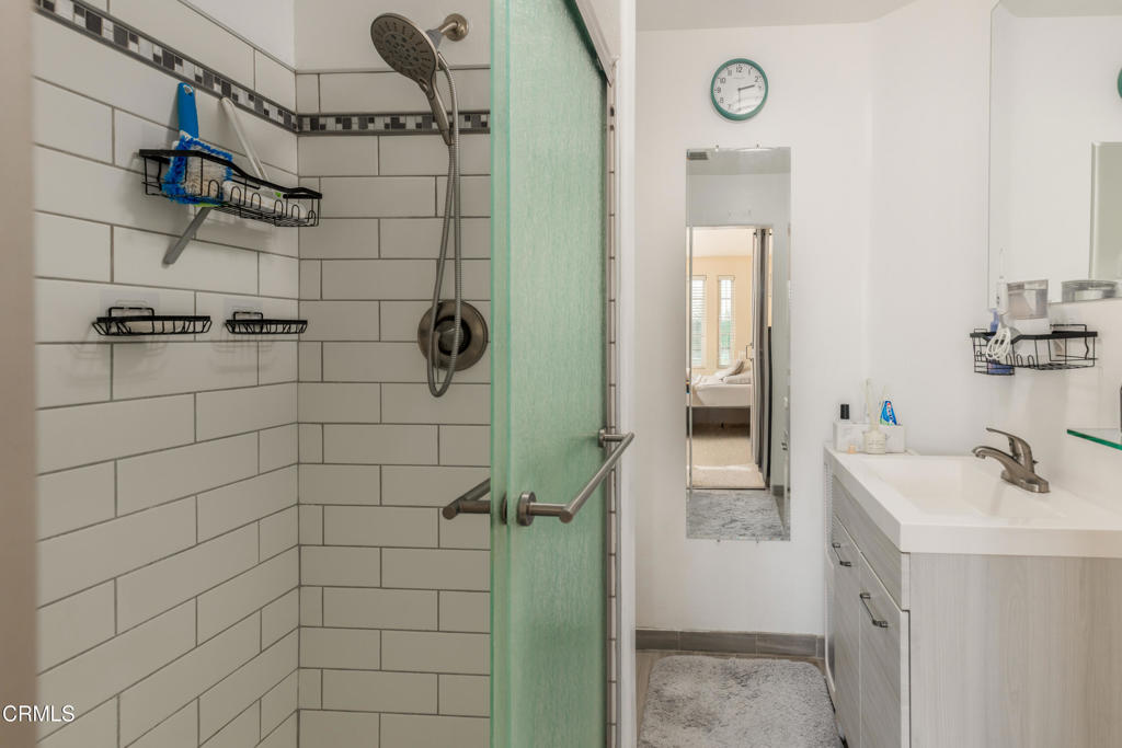 10906 Rosslyn Lane Property Photo 33