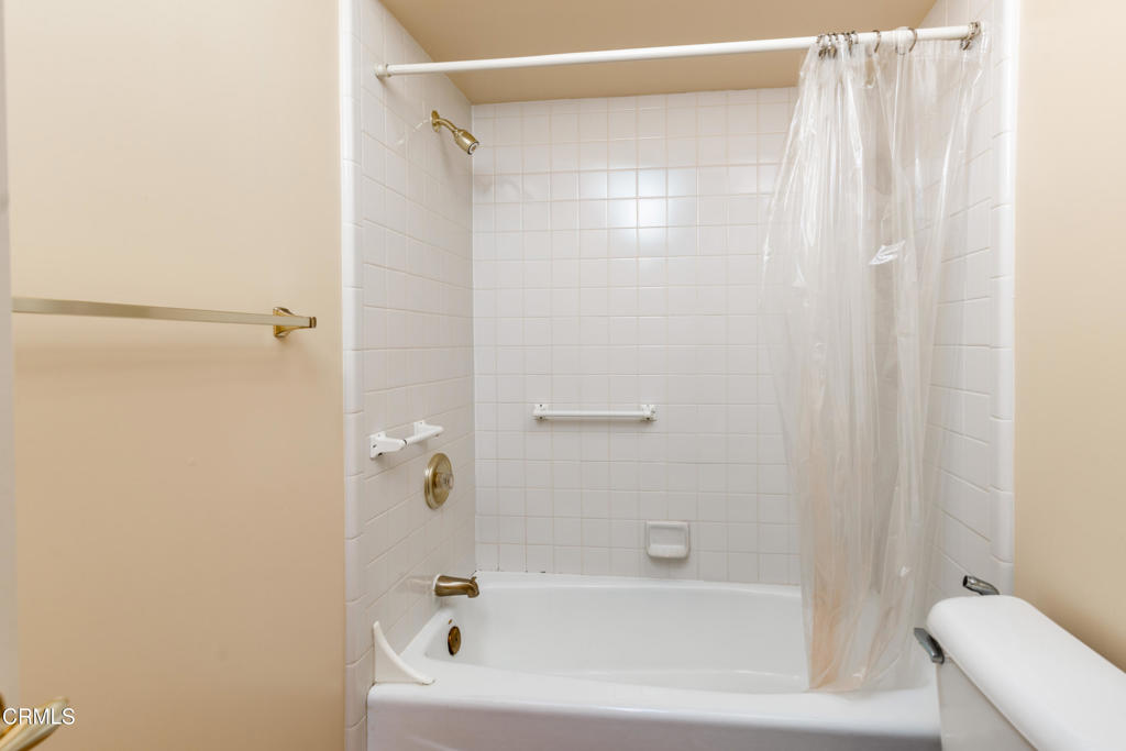 10906 Rosslyn Lane Property Photo 37