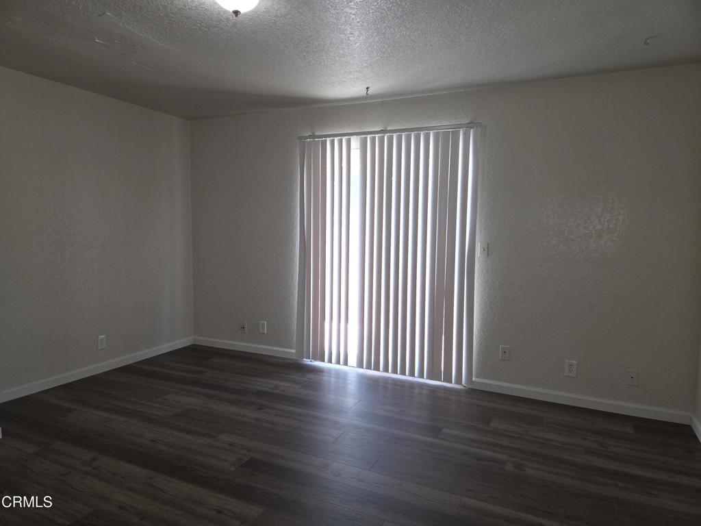 4140 N Clark Street Property Photo 3