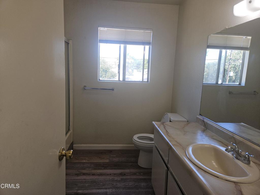 4140 N Clark Street Property Photo 5
