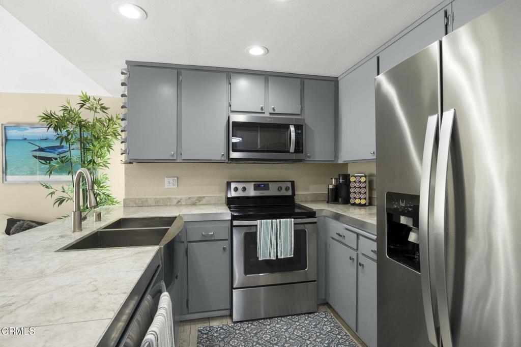 3027 Harbor Boulevard Property Photo 19